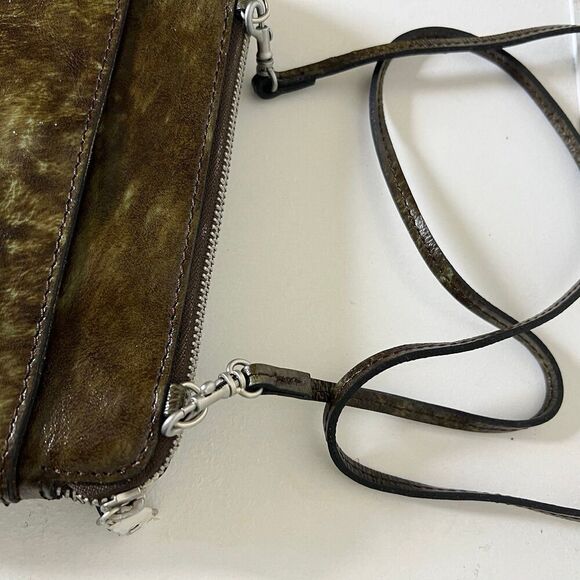 Patricia Nash Valerie Cassini Wristlet in Tooled Turquoise Leather Bohemian Chic - Picture 7 of 12